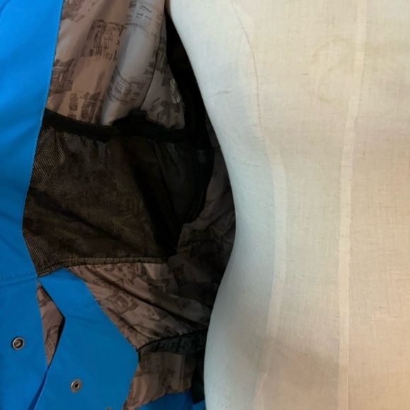 DC winter ski /Snowboarding coat jacket. - Picture 5 of 6